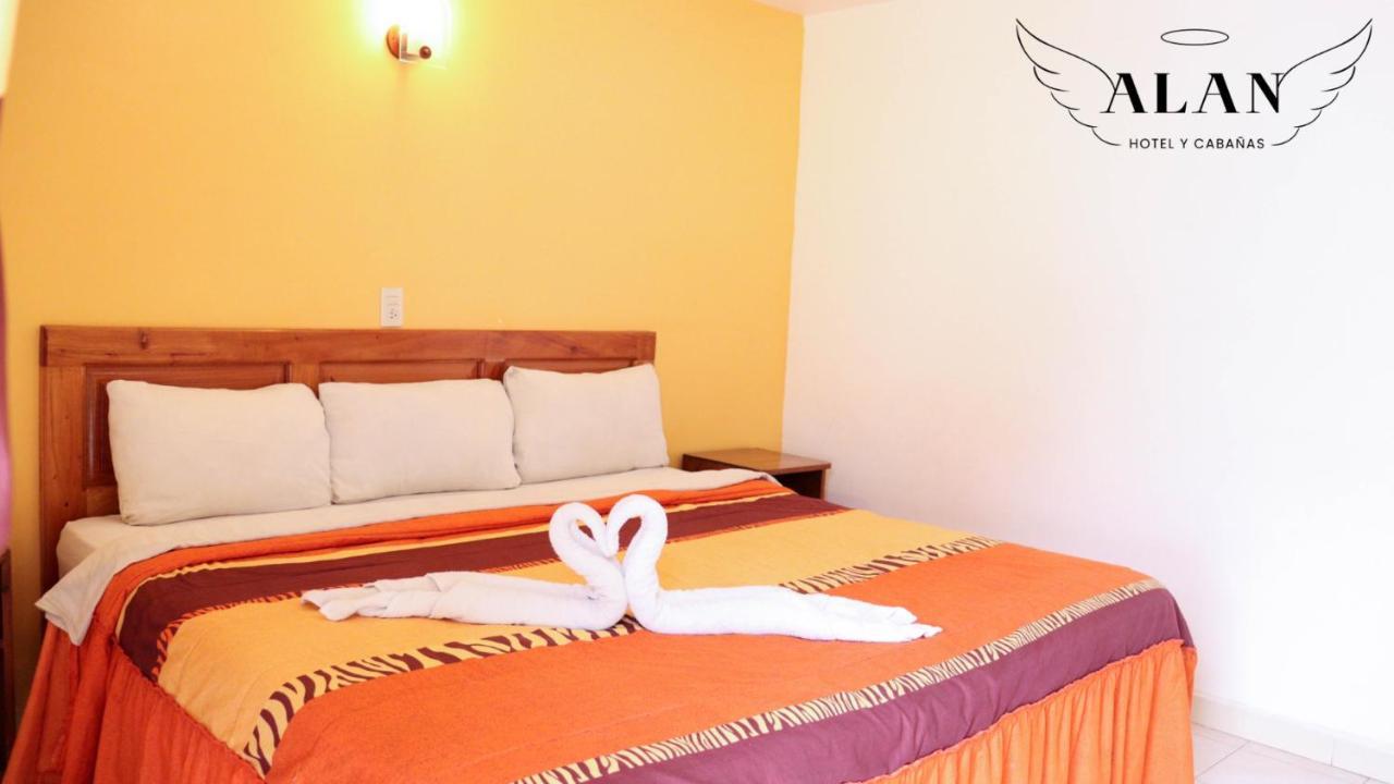 Hotel Y Cabanas Alan 치그나우아판 외부 사진